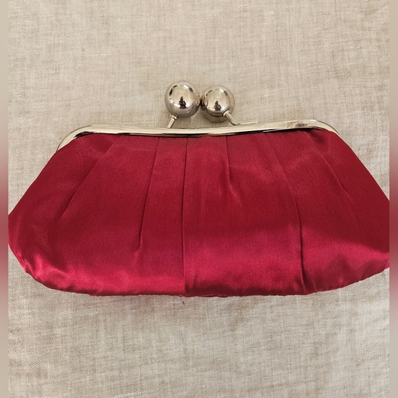 La Regale Red Satin Clutch - Picture 2 of 8